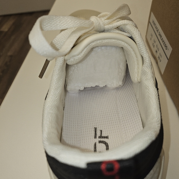 De Florance Vintage Sneaker - Picture 2 of 9